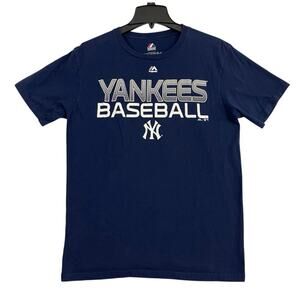New York Yankees T Shirt Mens Large Slim Fit Navy Majestic MLB Baseball Team Tee